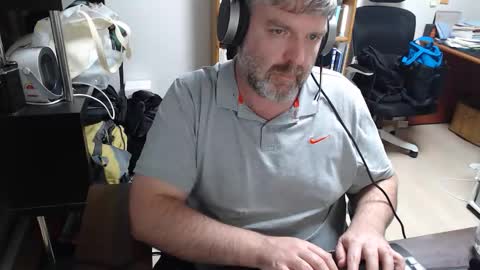 Woman message me men do not make demands and dont ask for pm only ladies. online show from December 21, 4:13 pm