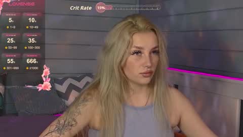 oh_my_julia online show from September 20, 4:10 pm