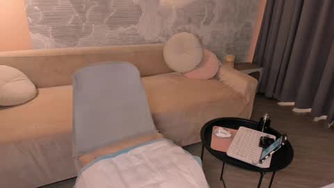 Maria online show from February 23, 8:11 pm