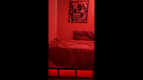 ohjaybones online show from June 8, 5:03 pm