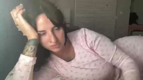 riley online show from October 21, 8:56 pm