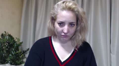 Mari online show from February 18, 2:39 pm