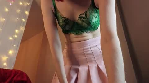 Yumi online show from January 10, 8:47 pm