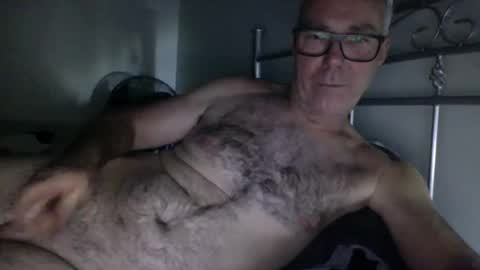 oiledcouple1 online show from November 21, 11:19 am