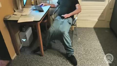 oldersagger online show from November 27, 6:04 pm