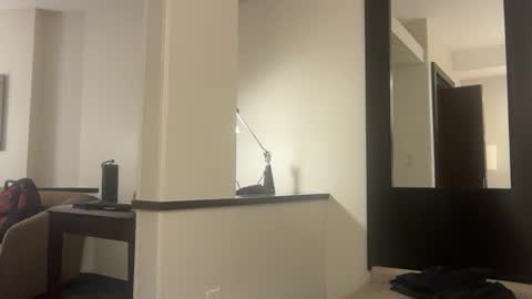 olderyeterotic online show from April 18, 6:37 am