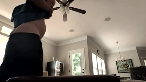 oldsubman online show from April 25, 4:26 pm