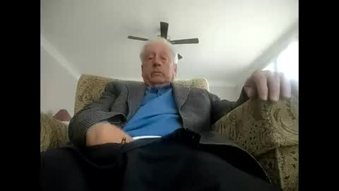 Snapshot of oldsubman chatting on February 12, 4:00 pm oldsubman online show from February 12, 4:00 pm