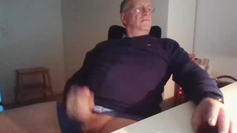 oldth online show from December 13, 2:38 pm