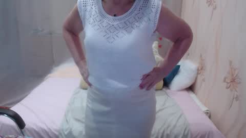 OlgaHottie online show from October 30, 1:17 am