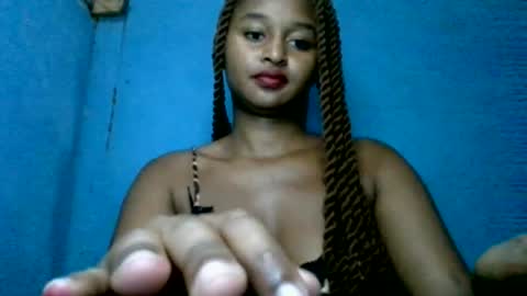 olinah610 online show from August 4, 6:42 am