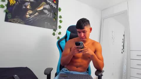 Oliver bray online show from March 10, 4:25 pm