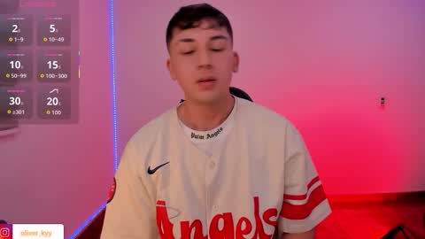 oliveeer online show from February 16, 12:42 am