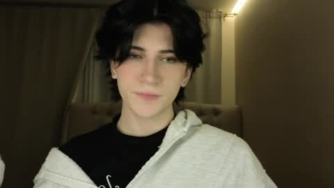 oliver online show from April 18, 6:54 pm