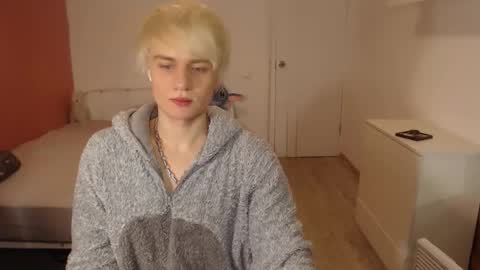 Oliver online show from December 15, 1:45 am