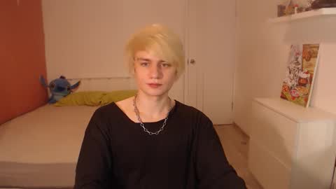 Oliver online show from September 22, 1:42 am