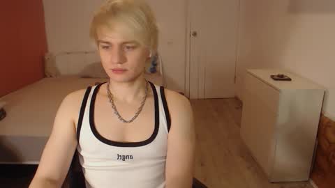 Oliver online show from February 17, 1:26 am