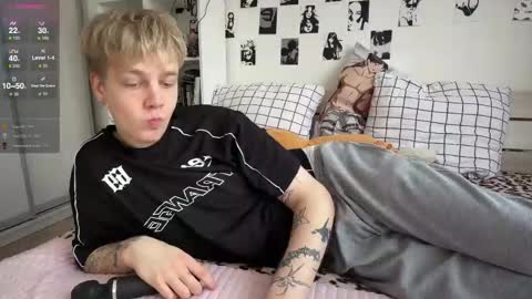 oliver online show from March 11, 8:17 am