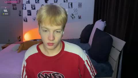 oliver online show from October 21, 10:35 pm