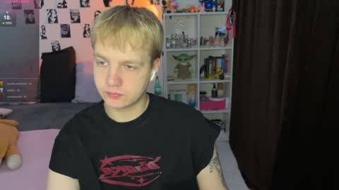 oliver online show from November 20, 1:42 pm