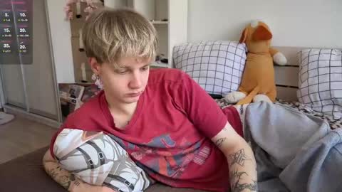 oliver online show from April 19, 9:54 am