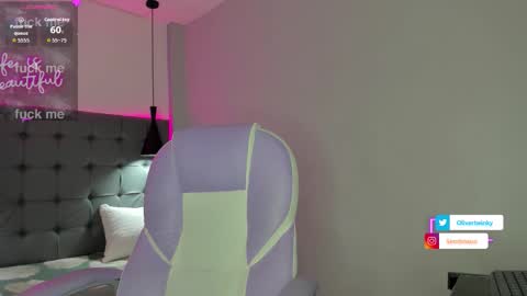 Oliver online show from November 8, 1:36 pm