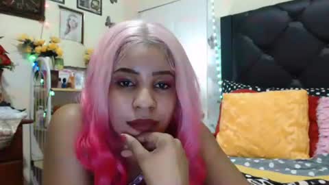 Olivia online show from January 1, 1:15 am