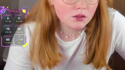 Olivia Date online show from October 17, 4:11 pm