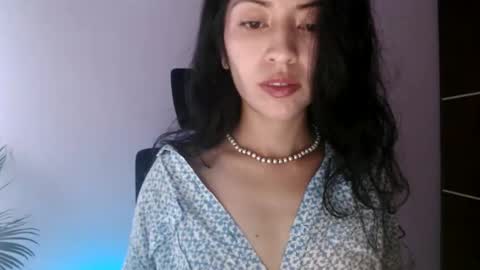 oliviaaa__ online show from June 3, 4:56 pm