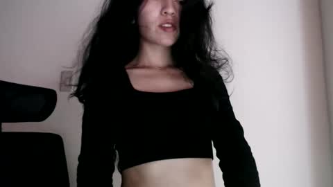 oliviaaa__ online show from February 2, 4:03 pm