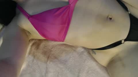 oliviajohnson20 online show from April 4, 3:57 am