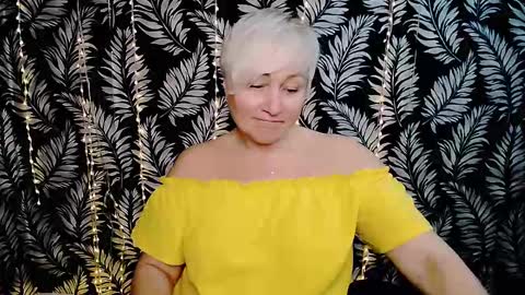 Kelly online show from January 10, 1:49 pm