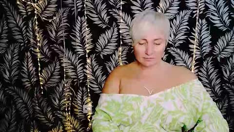 Kelly online show from November 3, 12:17 pm