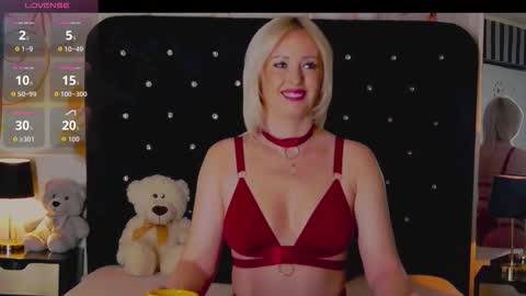 Olivia online show from January 9, 10:59 pm