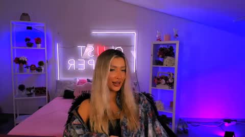 Olivia online show from January 19, 11:23 am