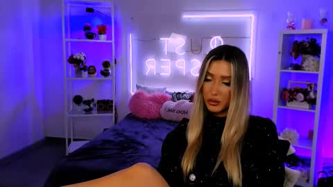 Olivia online show from February 10, 2:16 pm