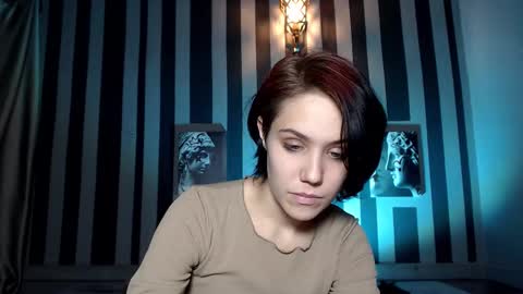 onaloon online show from November 28, 4:09 am