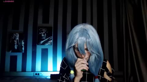 onaloon online show from September 19, 1:43 am