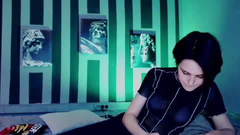 onaloon online show from March 6, 2:54 am