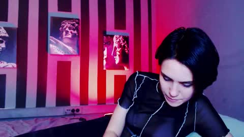 onaloon online show from March 7, 4:34 am