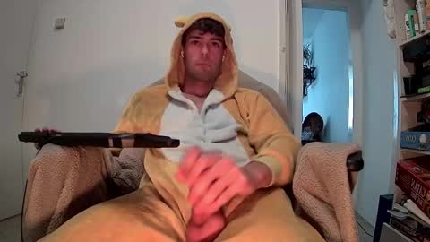 Snapshot of onesieboyx chatting on September 18, 10:19 am onesieboyx online show from September 18, 10:19 am