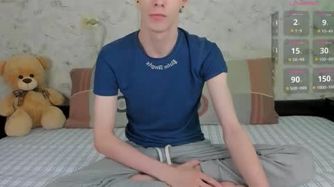 Erick  online show from February 6, 4:38 am