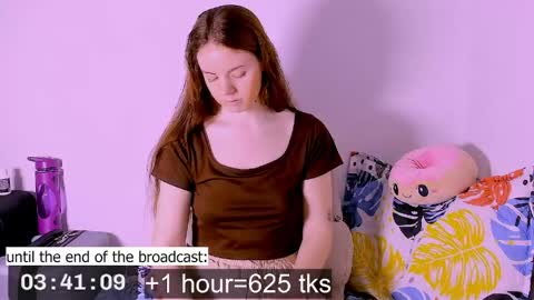 only_sarah1 online show from April 22, 9:55 pm