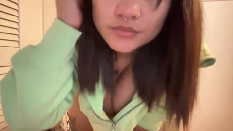 Snapshot of oohhellothere chatting on September 23, 8:41 am Miss Girly online show from September 23, 8:41 am