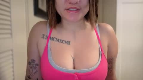 Miss Girly online show from April 4, 8:43 am