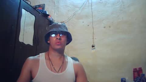 Snapshot of oomaurooo chatting on September 20, 7:11 am oomaurooo online show from September 20, 7:11 am