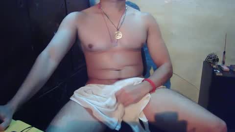 Snapshot of oomaurooo chatting on October 14, 4:15 am oomaurooo online show from October 14, 4:15 am