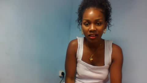 oooorazanasoa online show from July 25, 11:19 am