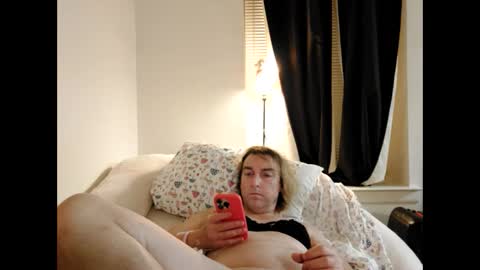 Snapshot of opalockajoe chatting on January 12, 10:34 am TsJojo online show from January 12, 10:34 am