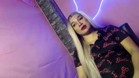 anura online show from February 8, 5:11 am